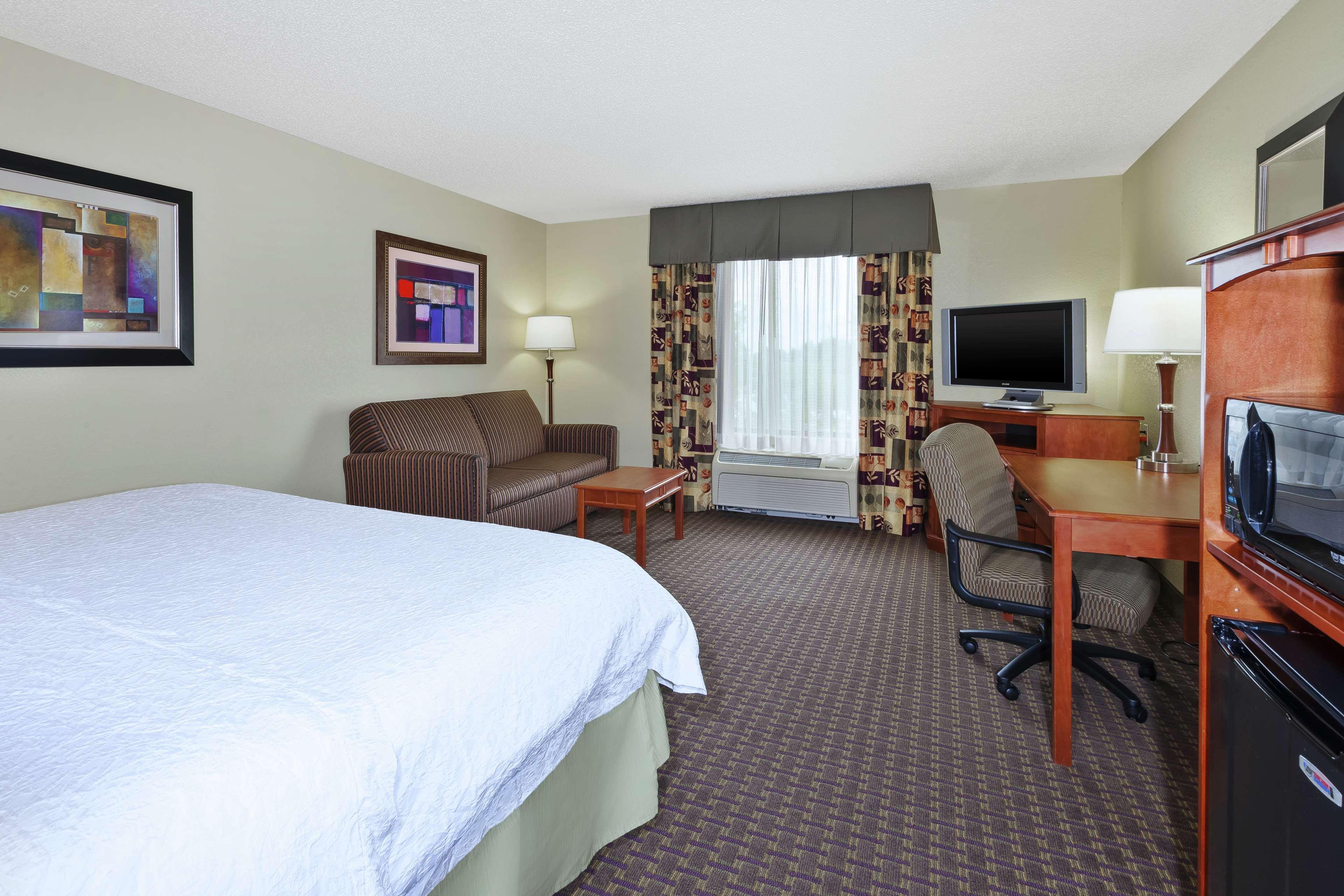 Hampton Inn & Suites Grand Rapids-Airport 28Th St Cascade Exterior foto